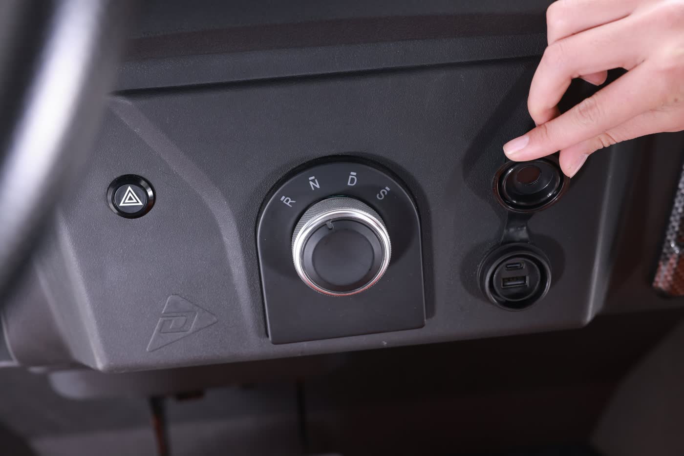 Denago Rover XL 6 — detail photo 9